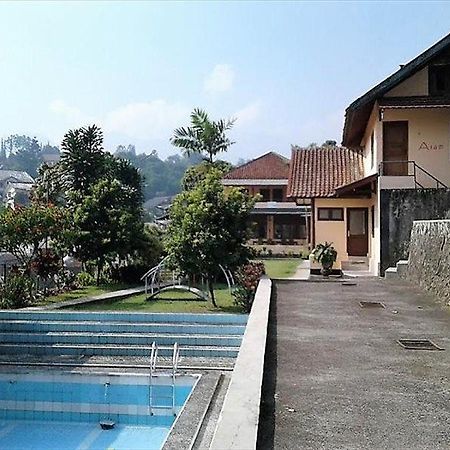 Villa Tunas Alam Mutiara Puncak Exteriör bild