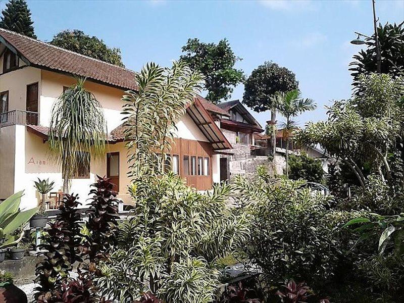 Villa Tunas Alam Mutiara Puncak Exteriör bild
