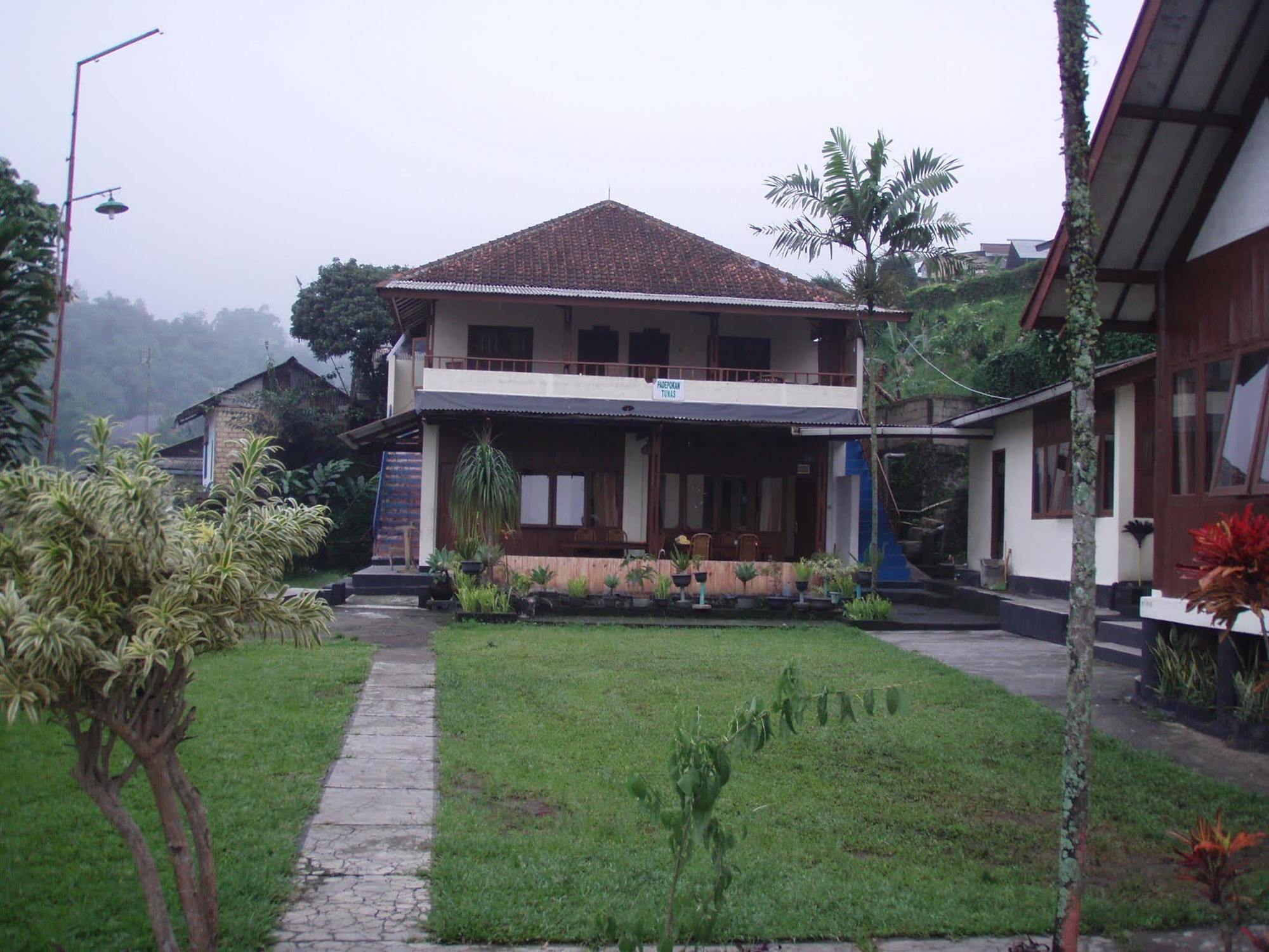 Villa Tunas Alam Mutiara Puncak Exteriör bild